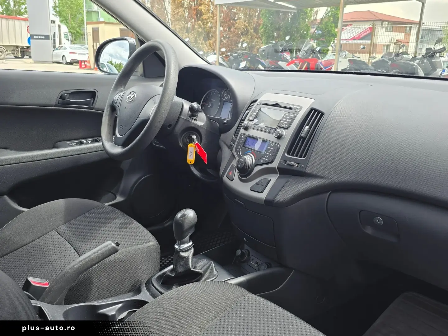 HYUNDAI i30  1.6 126 CP Comfort