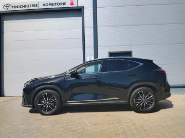 Lexus Serianx