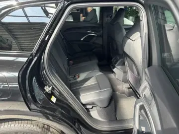 Audi Q5 40 TDI quattro 204cp Stronic Mild Hybrid Plus 2026