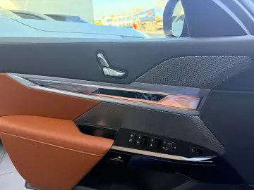 BMW 740 dx MPaketPro 21