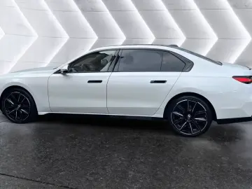 BMW 740 d xDrive M-Pro SKYLoung