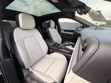 Porsche Cayenne Coupe S E-Hybr