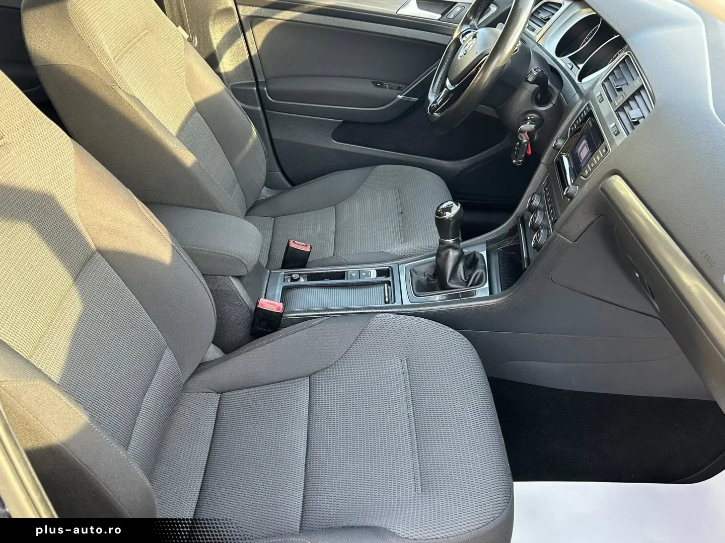 VOLKSWAGEN GOLF VII 2013