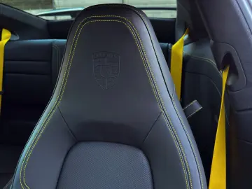 Porsche 992 .2 4 GTS  Pano Lift Alcant Carbon