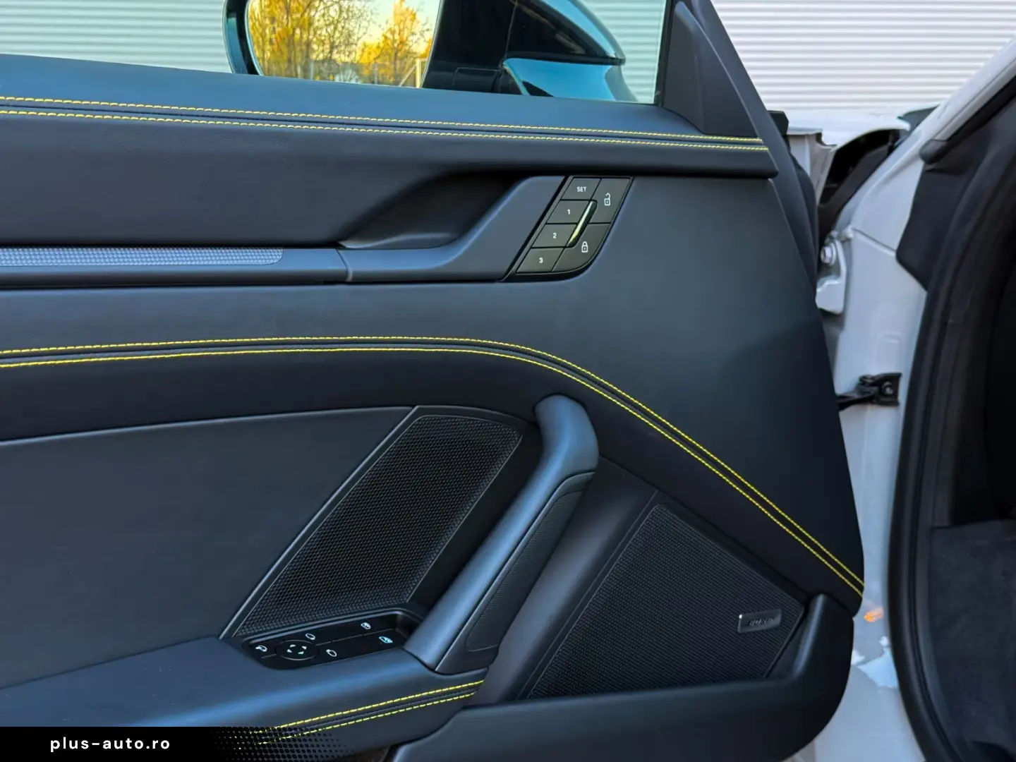 Porsche 992 .2 4 GTS  Pano Lift Alcant Carbon