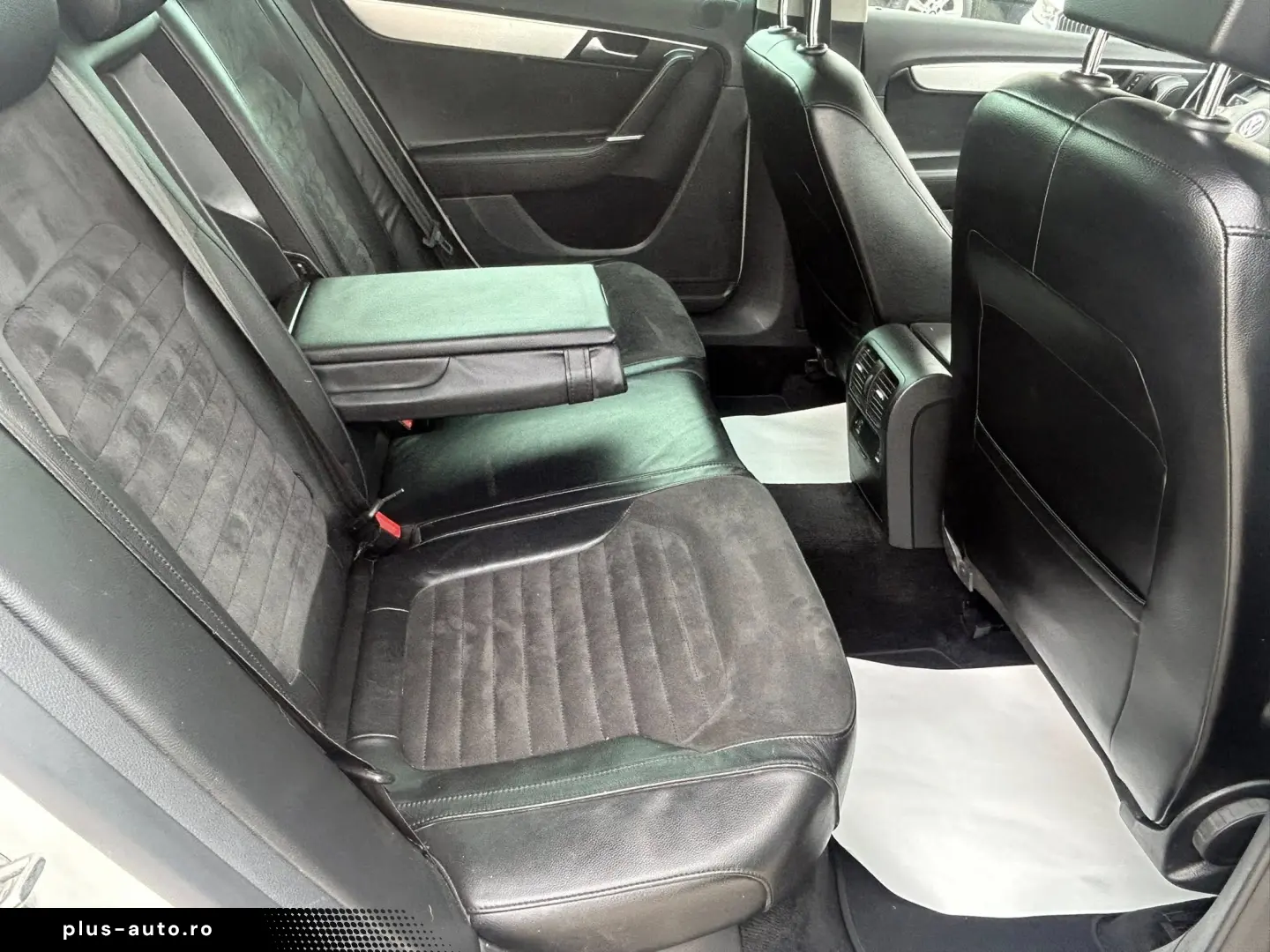 Volkswagen Passat B7 2012 HighLine 2.0 TDI