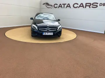 Mercedes-Benz A-220