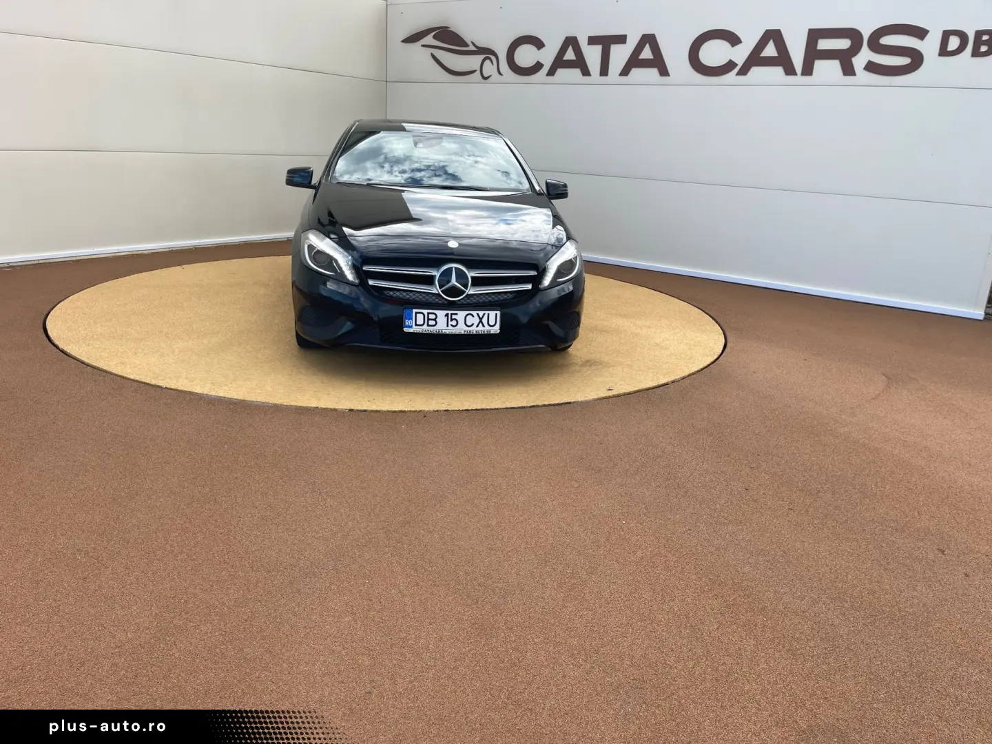 Mercedes-Benz A-220