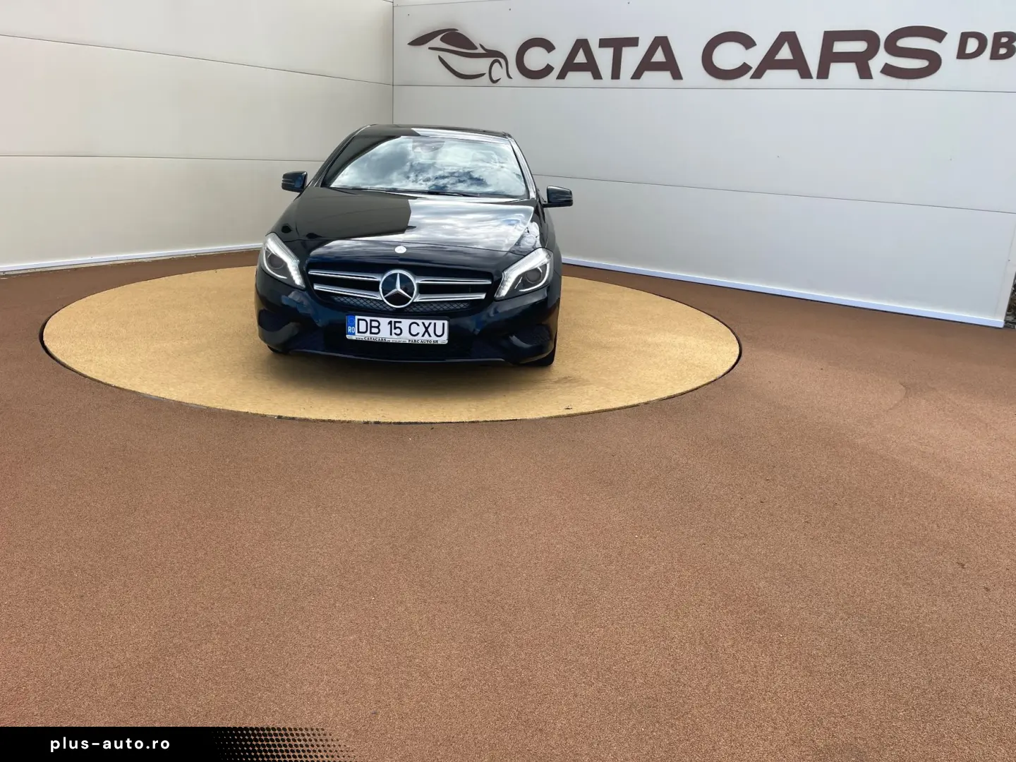 Mercedes-Benz A-220