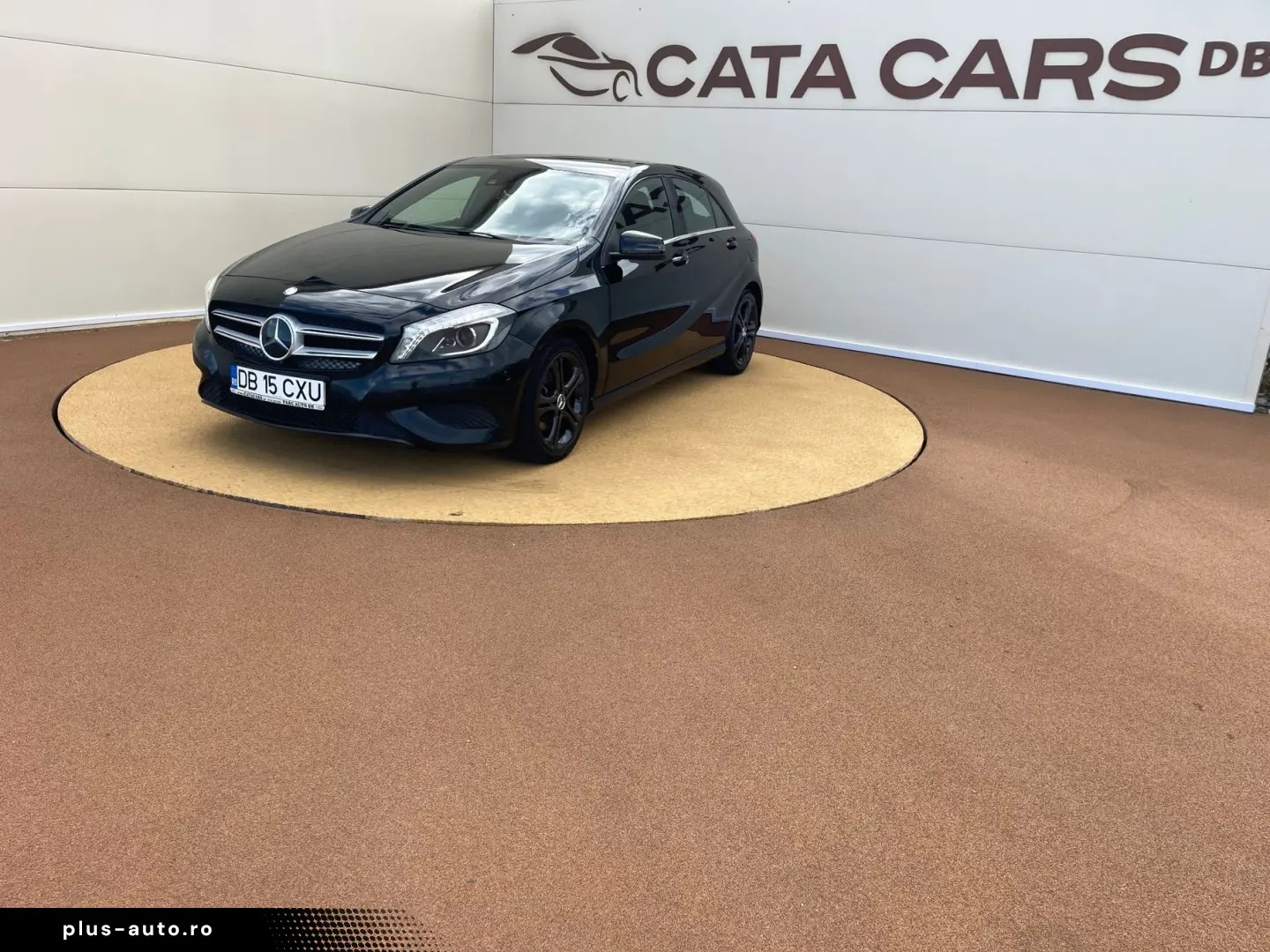 Mercedes-Benz A-220