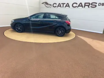 Mercedes-Benz A-220