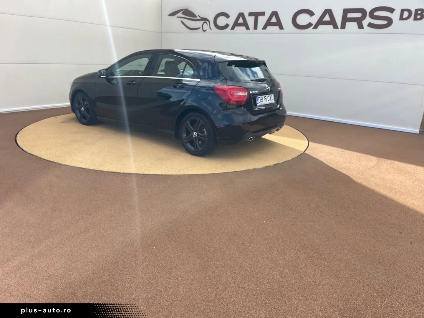 Mercedes-Benz A-220