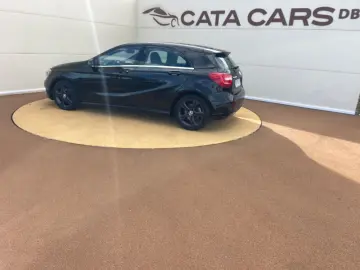 Mercedes-Benz A-220