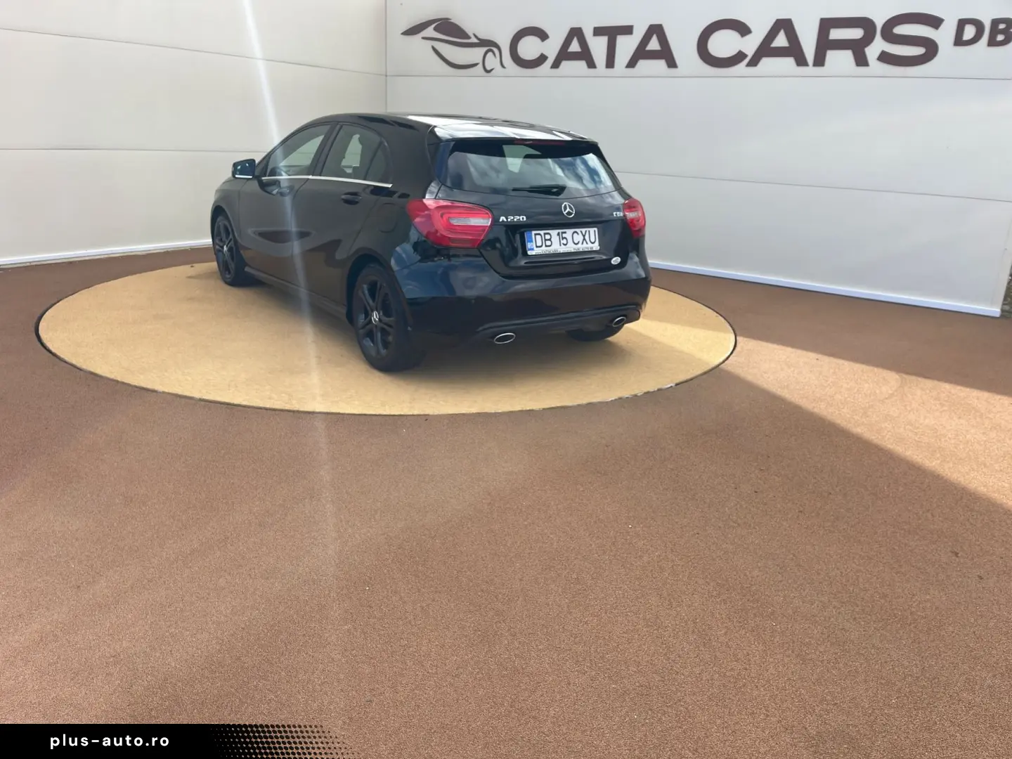 Mercedes-Benz A-220