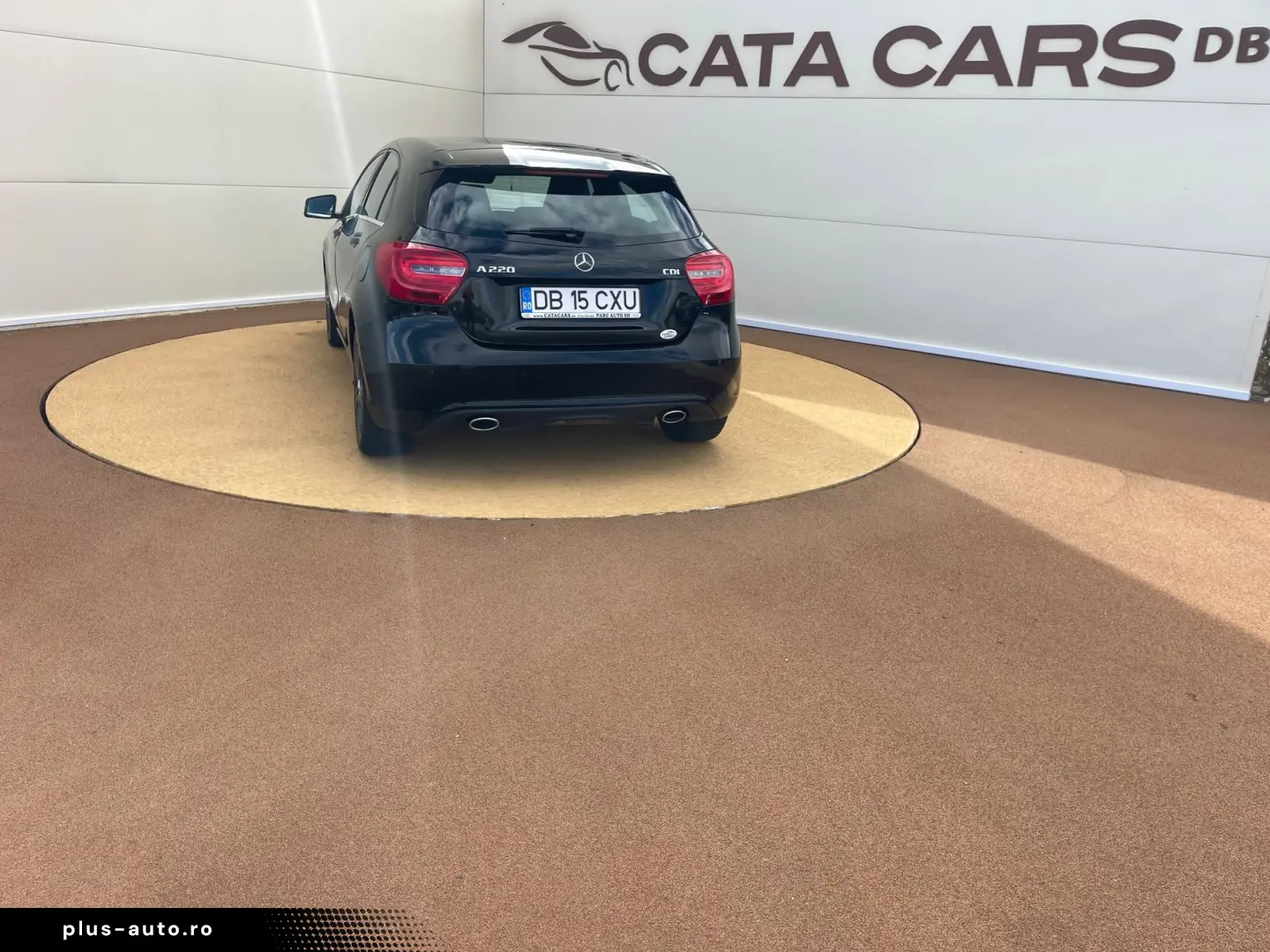 Mercedes-Benz A-220