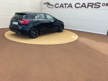 Mercedes-Benz A-220