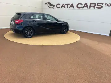 Mercedes-Benz A-220