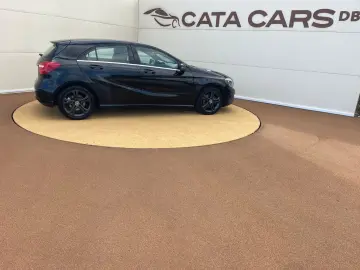 Mercedes-Benz A-220