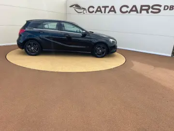 Mercedes-Benz A-220