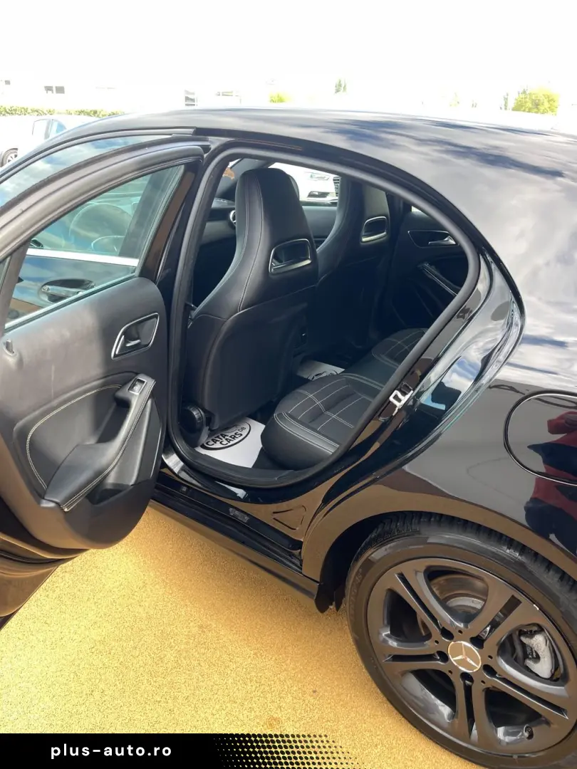 Mercedes-Benz A-220