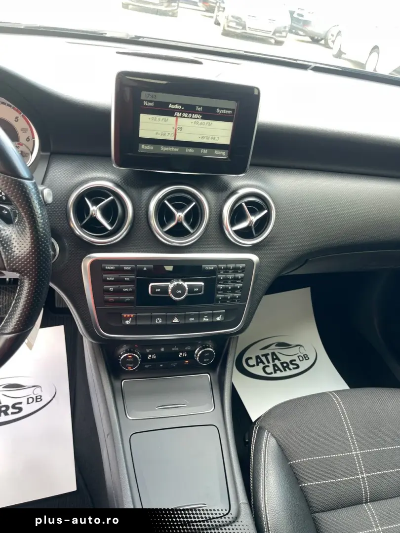 Mercedes-Benz A-220