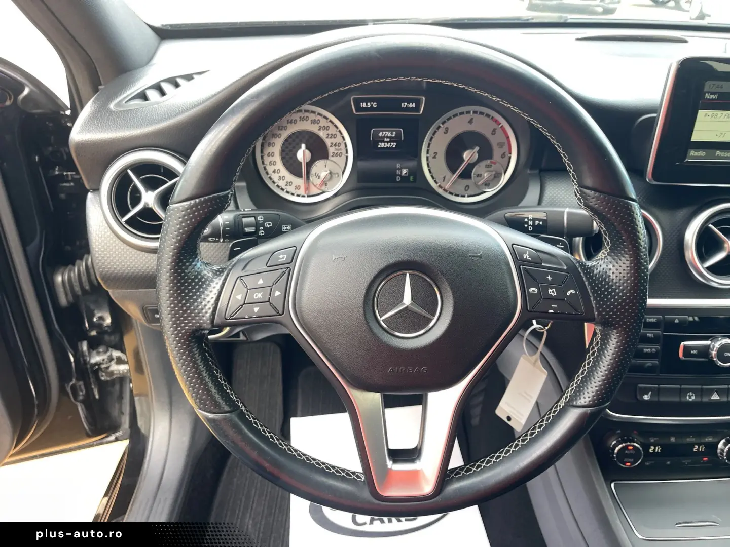Mercedes-Benz A-220
