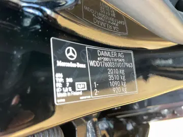 Mercedes-Benz A-220