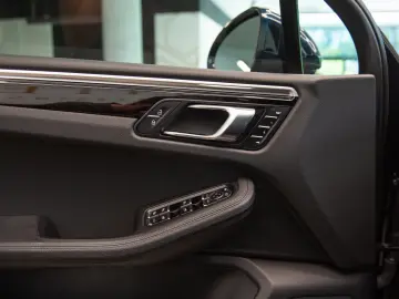 Porsche Macan 2.0 PDK