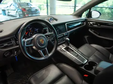Porsche Macan 2.0 PDK