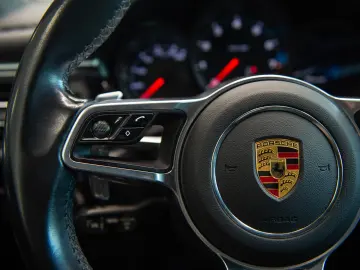 Porsche Macan 2.0 PDK