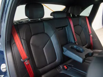 Porsche Macan 2.0 PDK