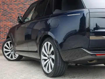 LAND ROVER Range Rover P550e SV   Pano - AHK - Meridian