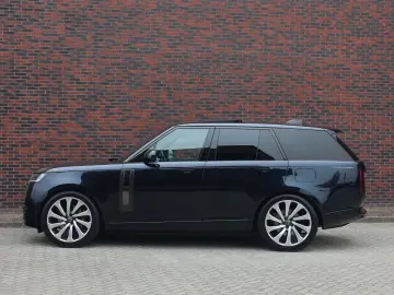 LAND ROVER Range Rover P550e SV   Pano - AHK - Meridian