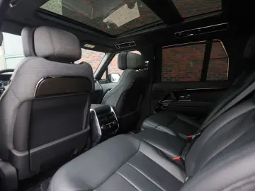 LAND ROVER Range Rover P550e SV   Pano - AHK - Meridian