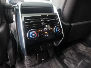 LAND ROVER Range Rover P550e SV   Pano - AHK - Meridian