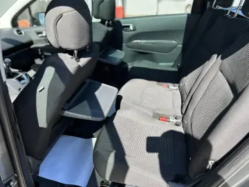 Peugeot 5008 2.0 D 2011 Euro 5