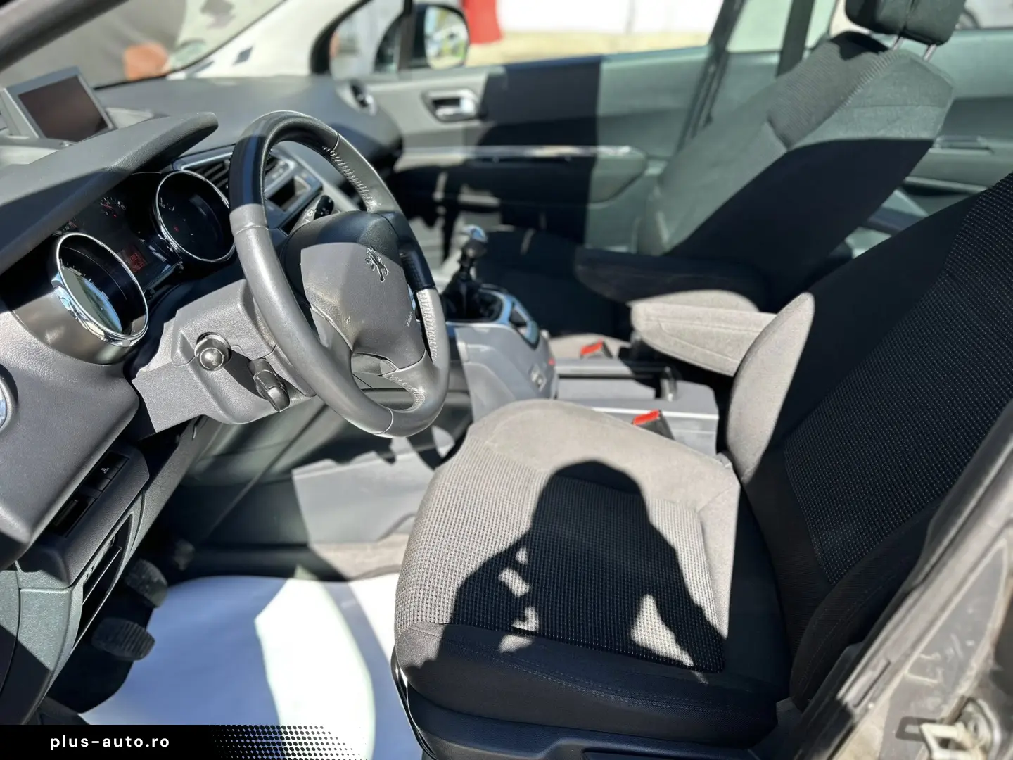 Peugeot 5008 2.0 D 2011 Euro 5