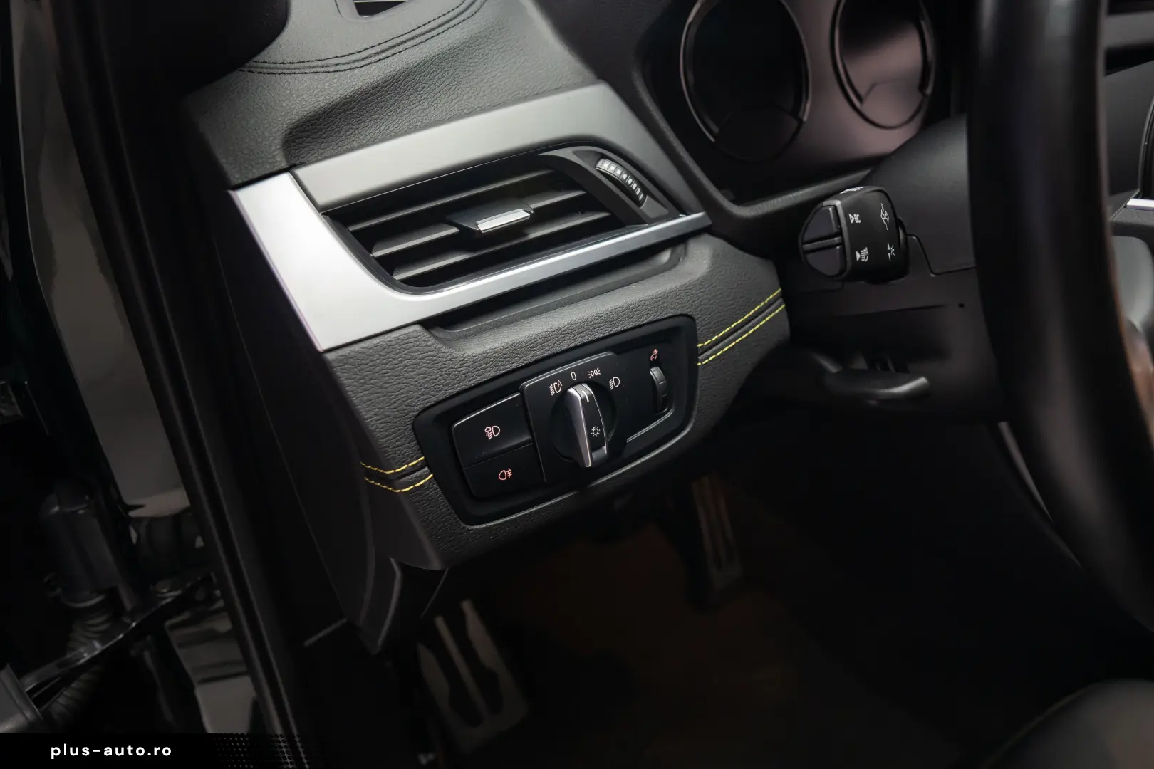BMW X2 25E MODEL EDITION GOLDPLAY