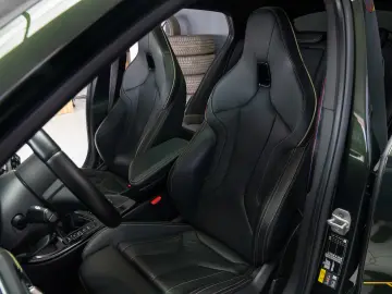BMW X2 25E MODEL EDITION GOLDPLAY