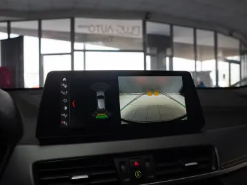 BMW X2 25E MODEL EDITION GOLDPLAY