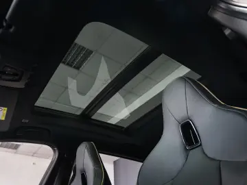 BMW X2 25E MODEL EDITION GOLDPLAY