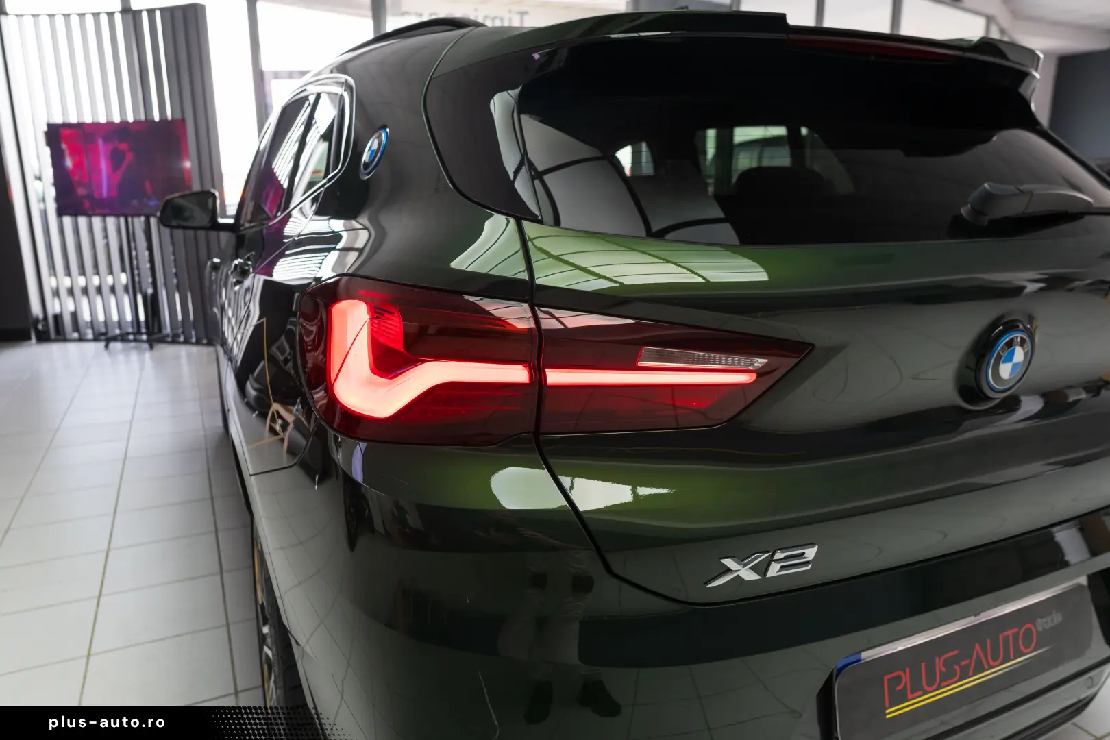 BMW X2 25E MODEL EDITION GOLDPLAY