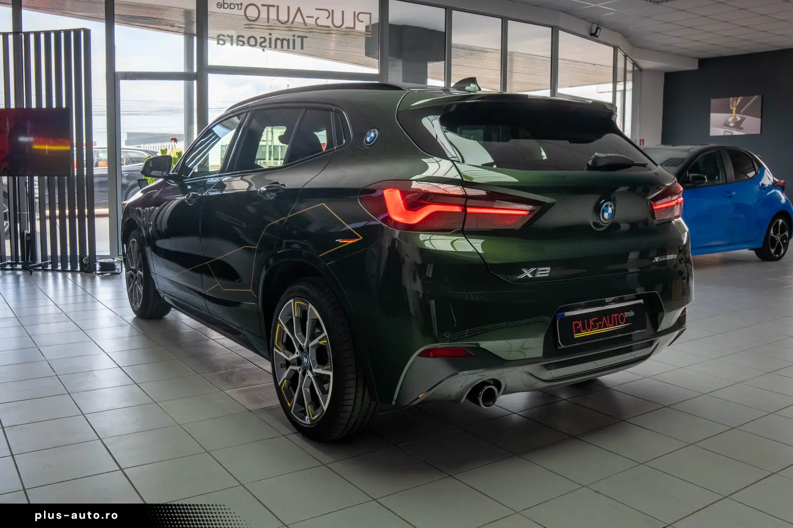 BMW X2 25E MODEL EDITION GOLDPLAY