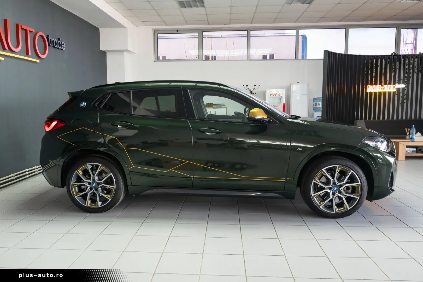 BMW X2 25E MODEL EDITION GOLDPLAY