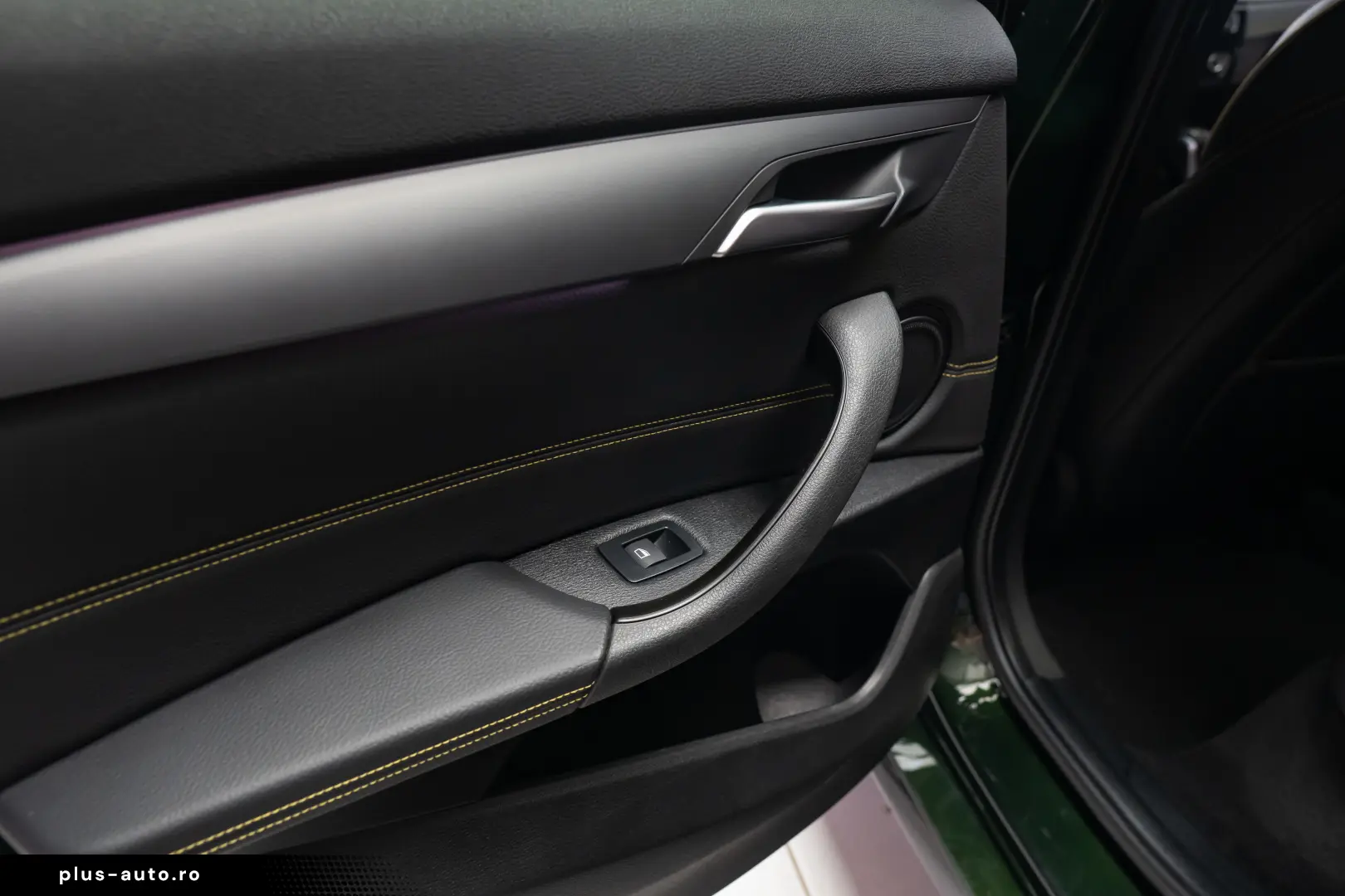 BMW X2 25E MODEL EDITION GOLDPLAY