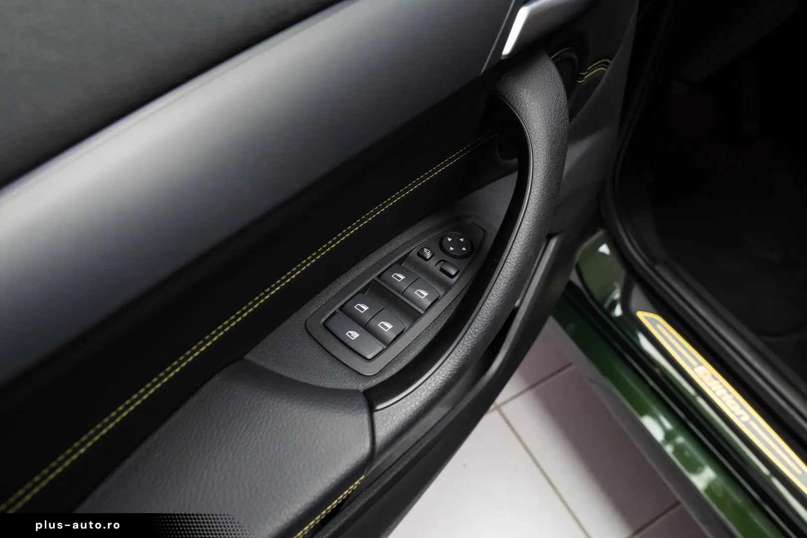 BMW X2 25E MODEL EDITION GOLDPLAY