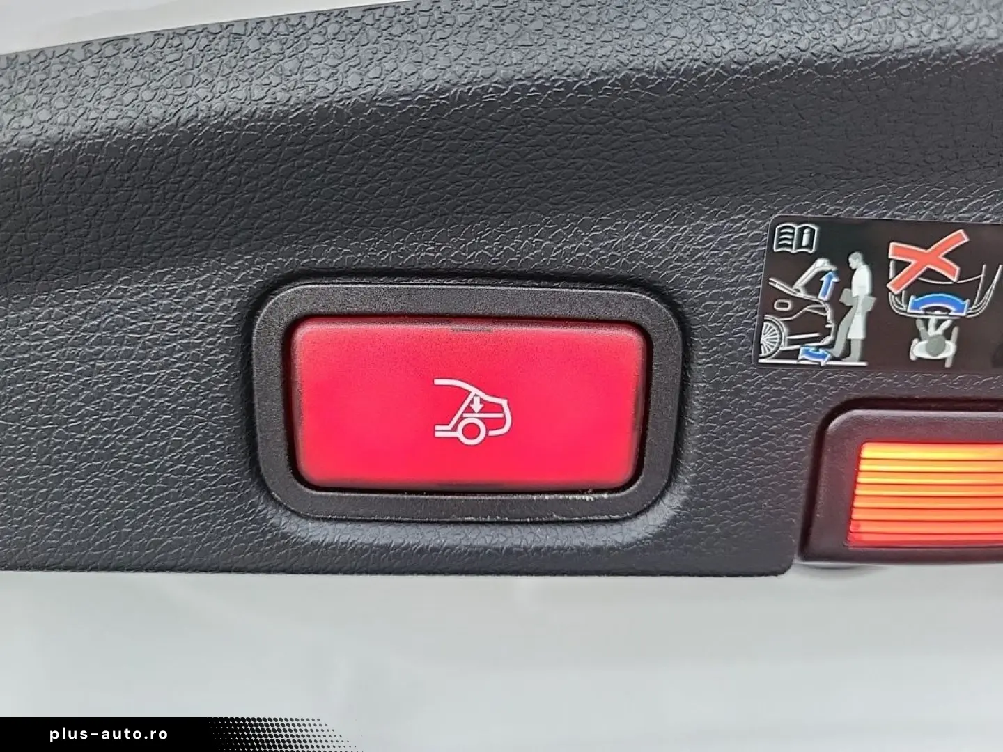 MERCEDES-BENZ AMG E 53 4M  Cabrio PerfAGA KeyGo Burm&hellip;