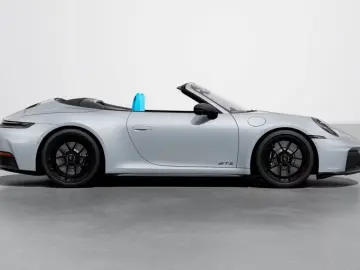 Porsche 992 911 Carrera 4 GTS Cabrio InnoDrive