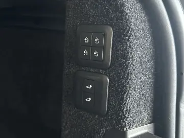 LAND ROVER Range Rover D350 Pano Leder Matrix Meridian