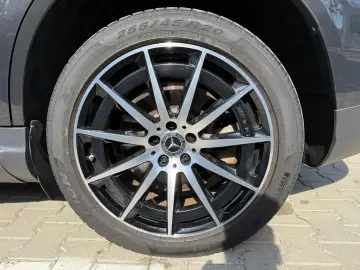 Mercedes-Benz EQC electric drive 300 kW 4Matic AMG Line